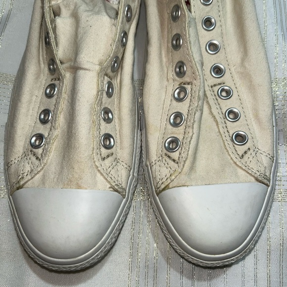 Converse Off-White Slip-On Shoes - Picture 5 of 12